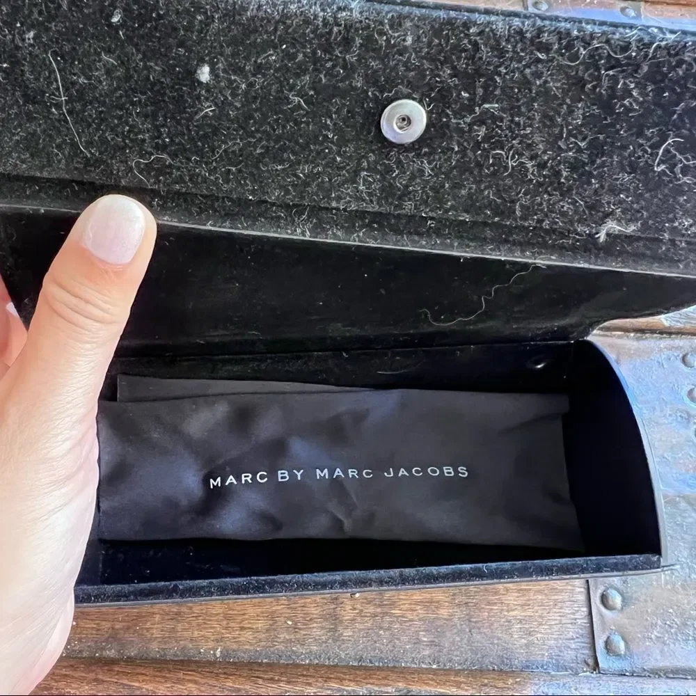 Marc by Marc Jacobs sunglasses; MMJ 335/S
